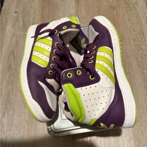 Adidas women’s shoes